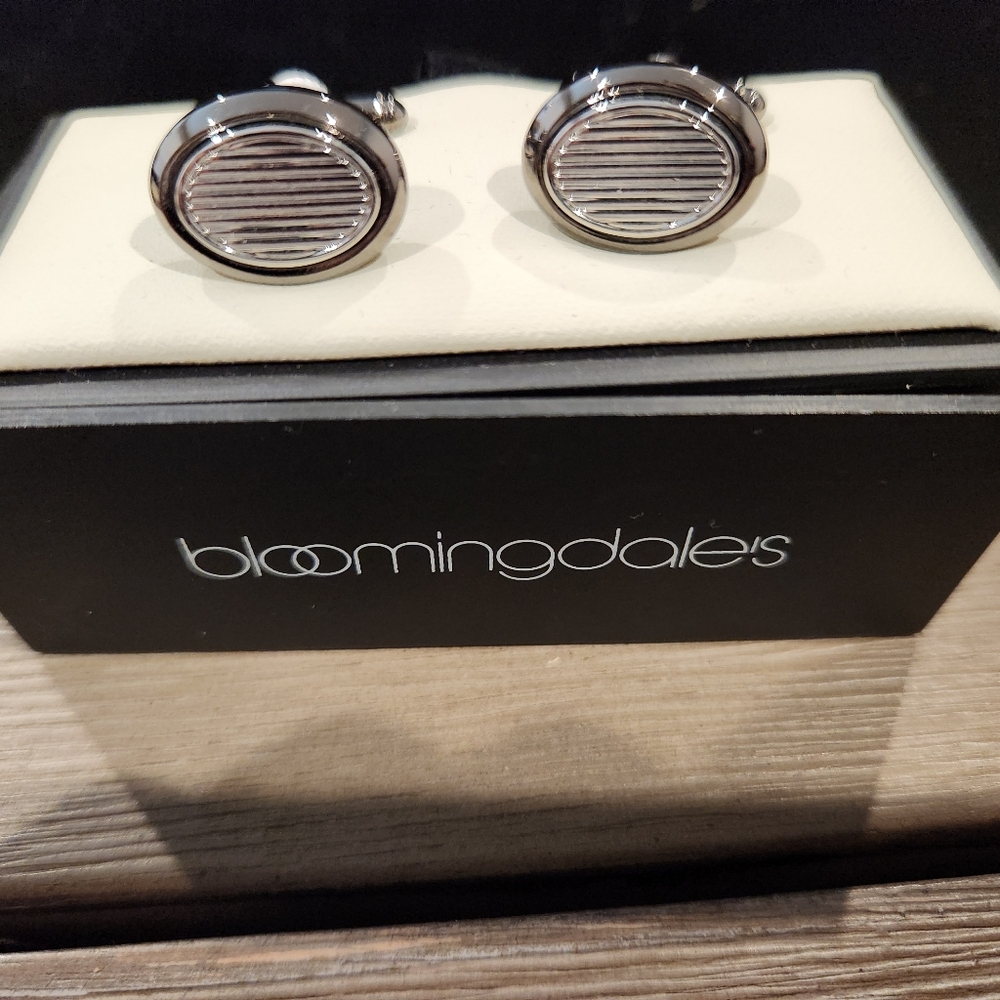Cufflinks